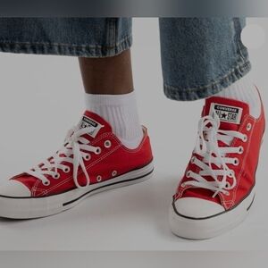 Converse Chuck Taylor All Star Low-Top Sneaker - Red Men 5.5 Women 7.5 NEW